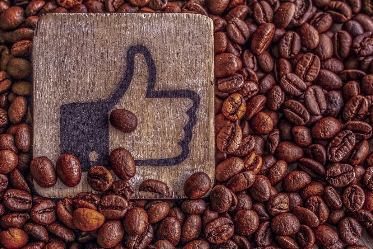 竖起大拇指、咖啡、咖啡豆免费图片