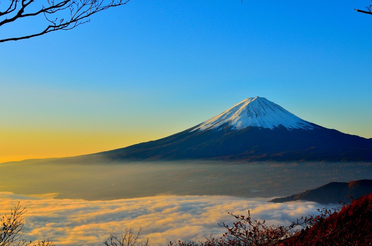 富士山、火山、有雾免费图片