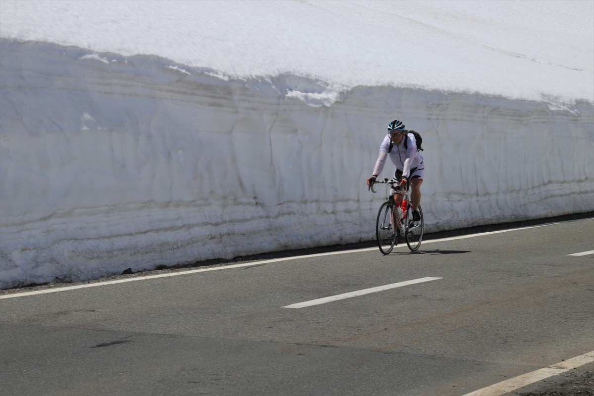 山、骑车人、雪免费图片