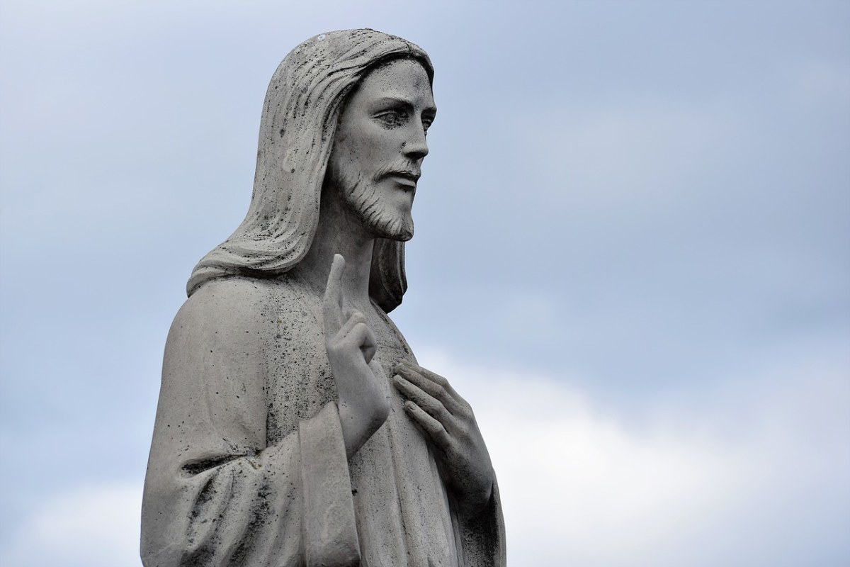 雕塑的耶稣、石碑、宗教免费图片