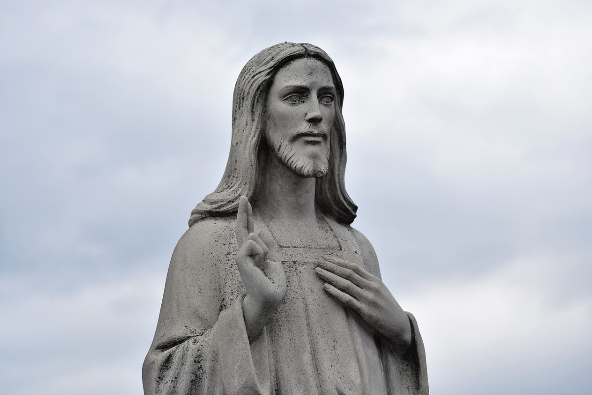 雕塑的耶稣、石碑、宗教免费图片