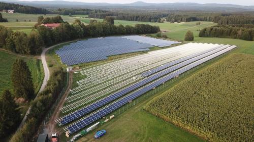 光伏、太阳能发电厂、太阳能电池组件