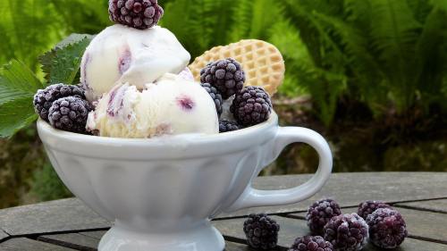 冰、冰淇淋、黑莓