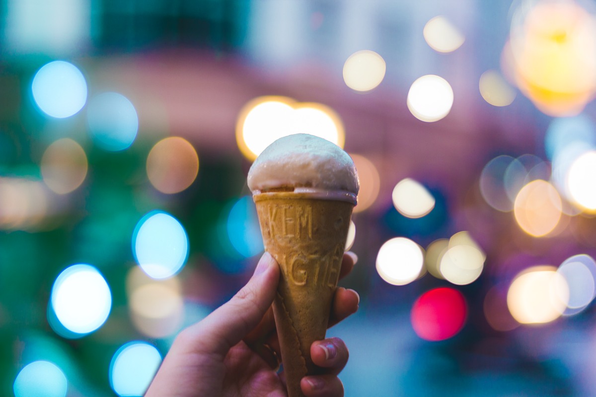冰淇淋、散景、甜点免费图片